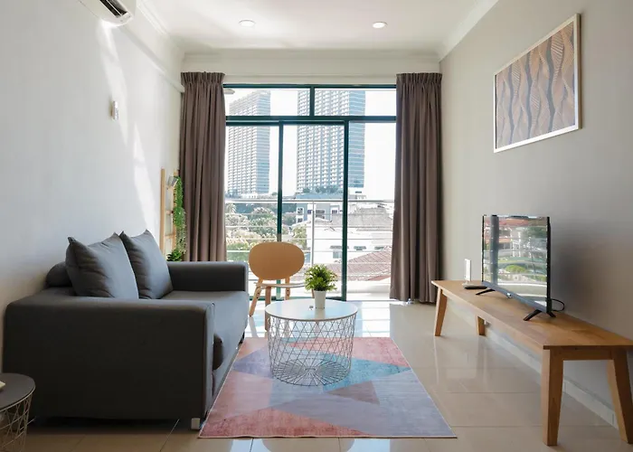 Golden View Serviced Apartments