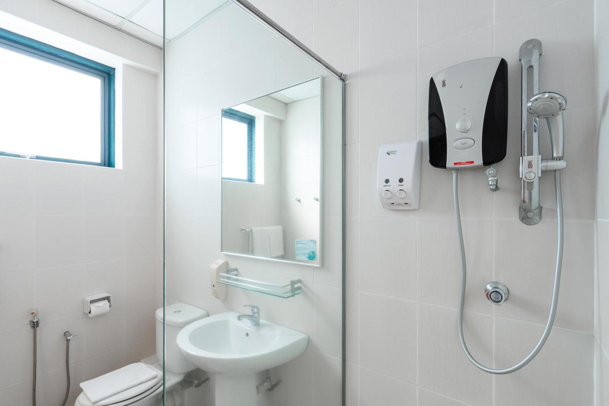 Golden View Serviced Apartemen Tanjung Tokong