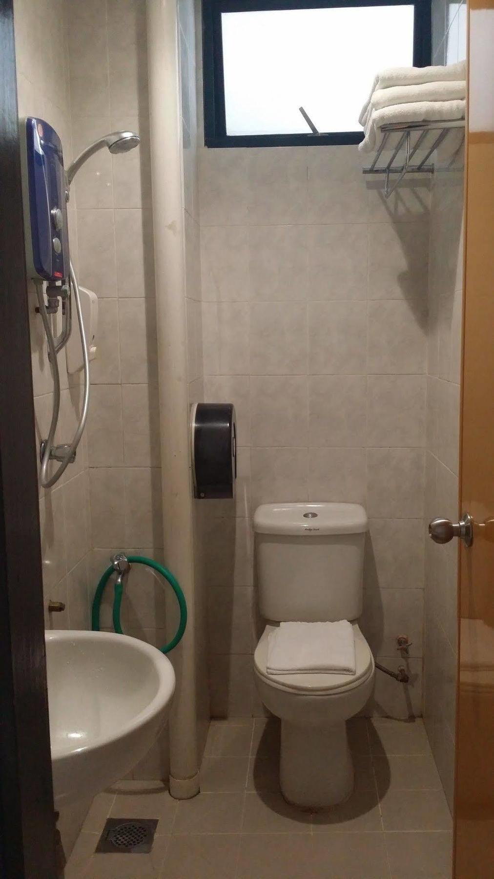 Golden View Serviced Apartment Tanjung Tokong